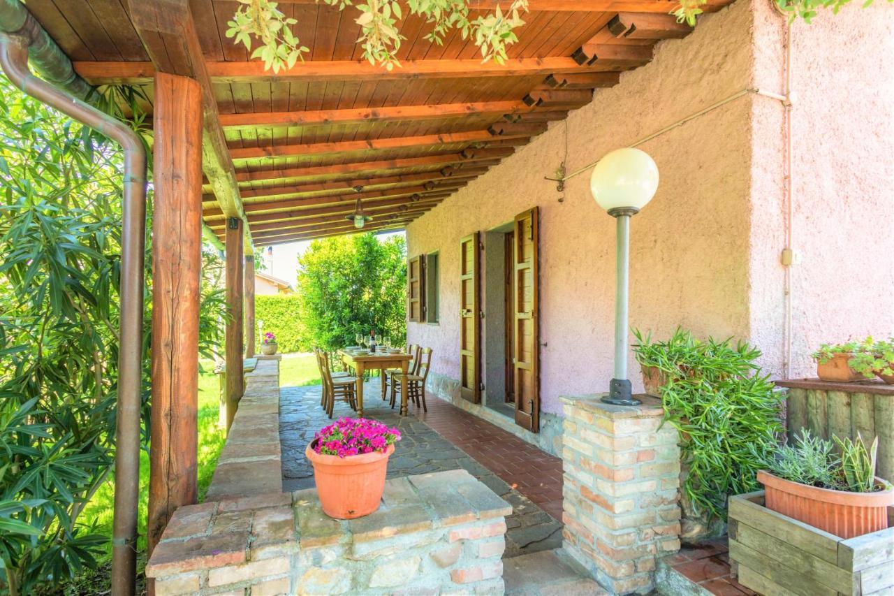 Hostly - Country House Donoratico - Only For Families Exterior photo