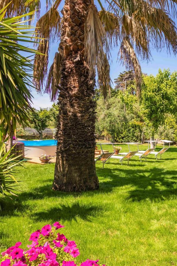 Hostly - Country House Donoratico - Only For Families Exterior photo